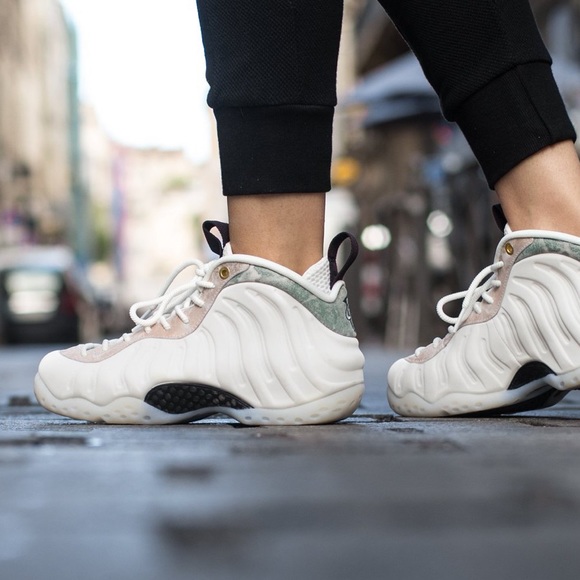 nike air foamposite one marble